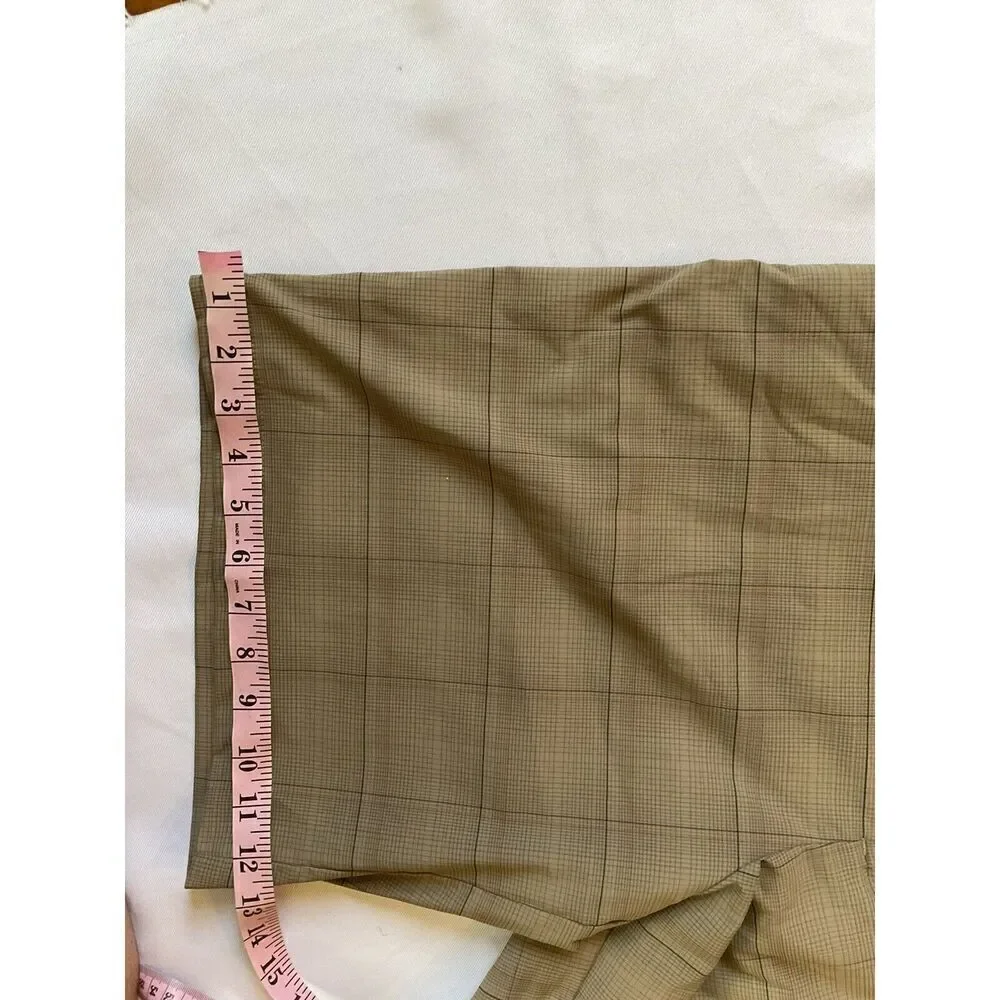 Slazenger Golf Shorts men’s size 38‎ Plaid Tan Athletic Poly Spandex Flat Front